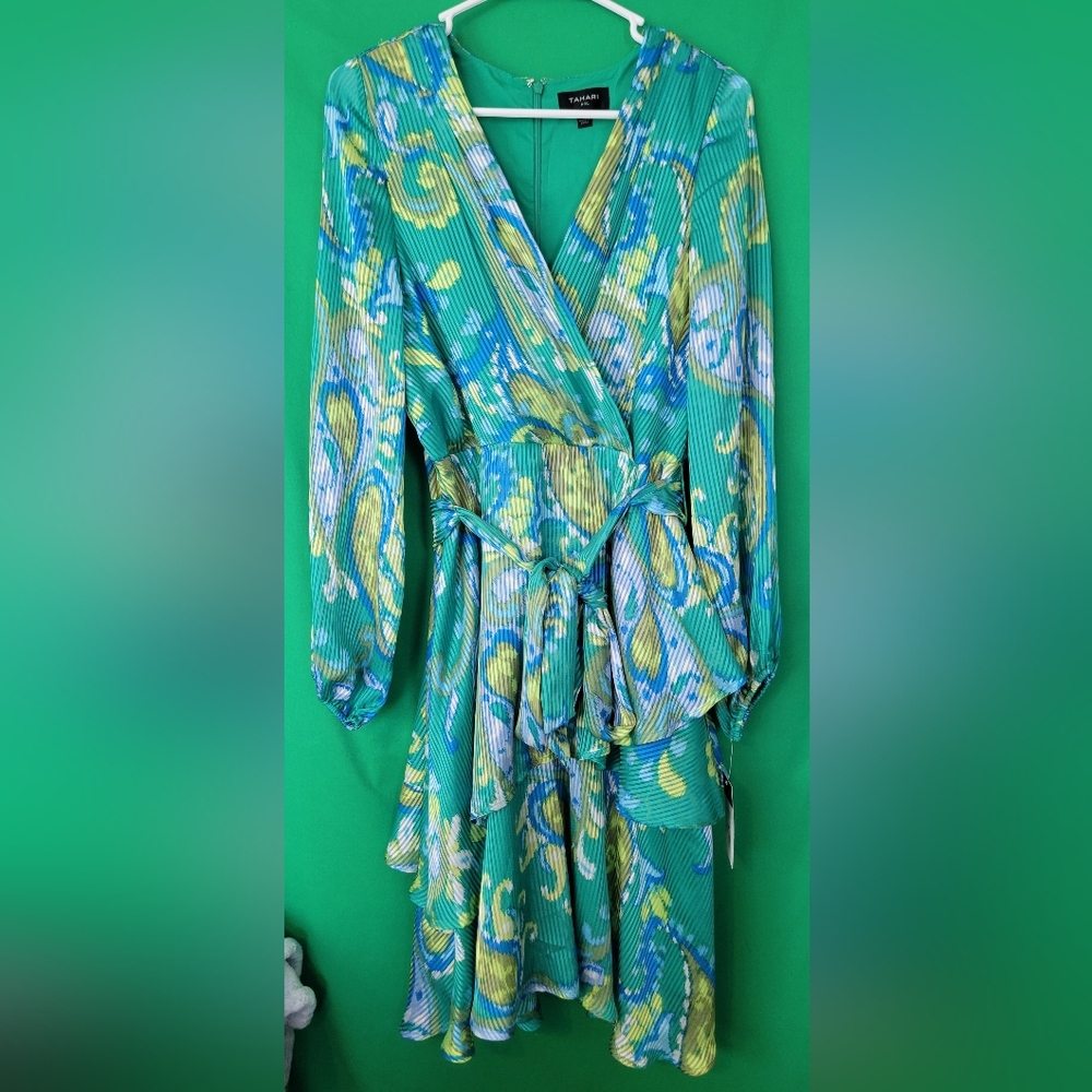 New Tahari ASL Organza Surplice V-neck Long Sleeve Faux Wrap Dress Sz 6 Ruffled
